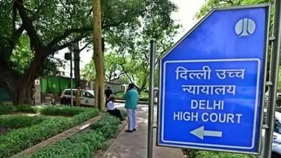 Delhi HC seeks Caravan's reply in Rs 10 crore defamation suit by Gadkari's son