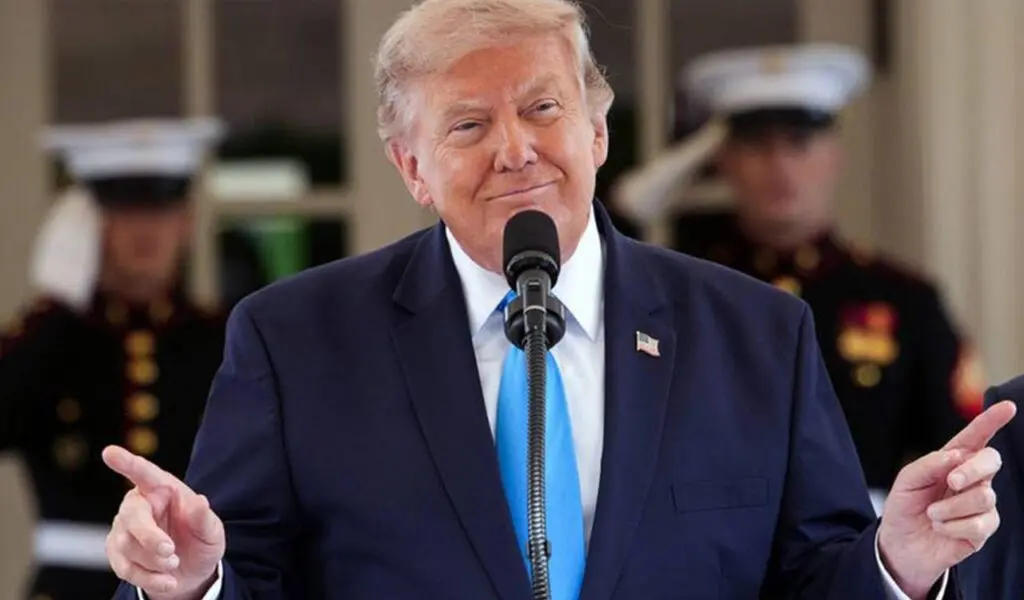 Trump asks Supreme Court to permit White House ballroom construction