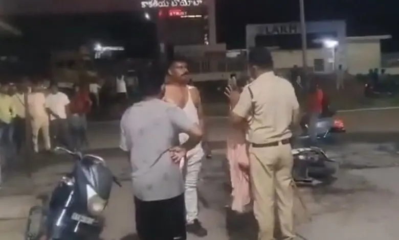 Drunk constable slaps on-duty cop in Warangal, video goes viral