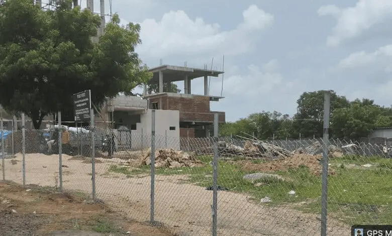 HYDRAA fences Medchal park to stop encroachment after complaint