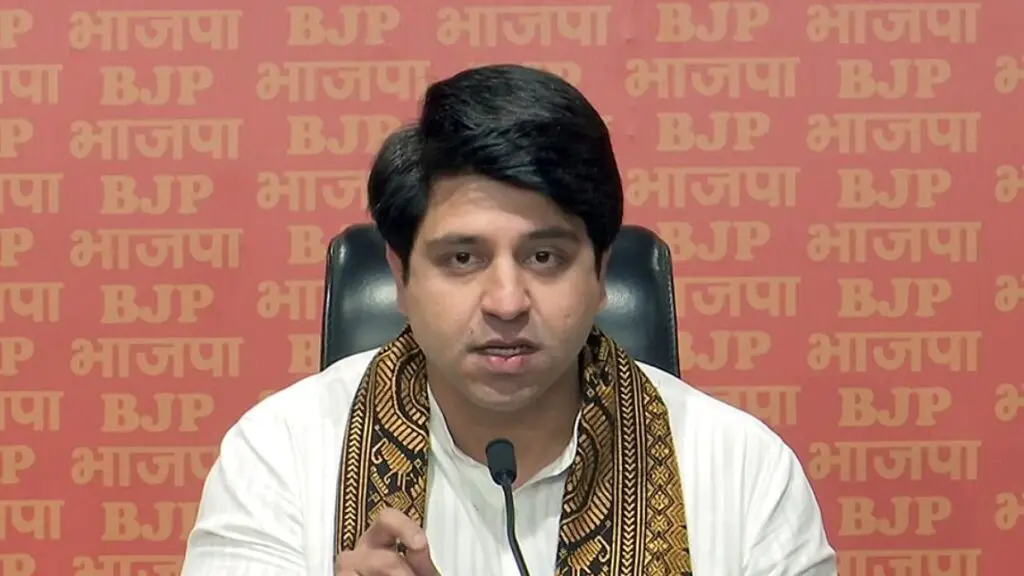 Shehzad Poonawalla resigns as BJP national spokesperson