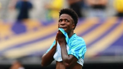 Vinicius Jr signs Real Madrid contract until 2032