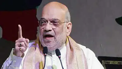 Amit Shah, Manjhi attack Congress over Vande Mataram row