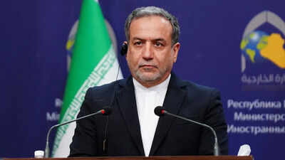 Iran warns Gulf states of retaliation against energy infrastructure