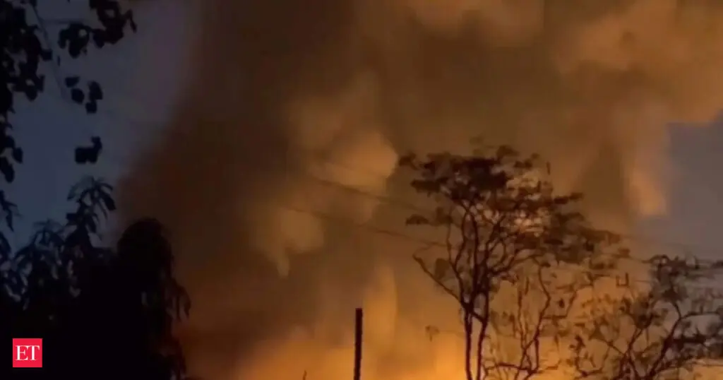 11 rescued as fire breaks out in Mumbai’s Kandivali