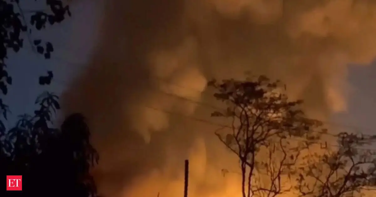 11 rescued as fire breaks out in Mumbai’s Kandivali