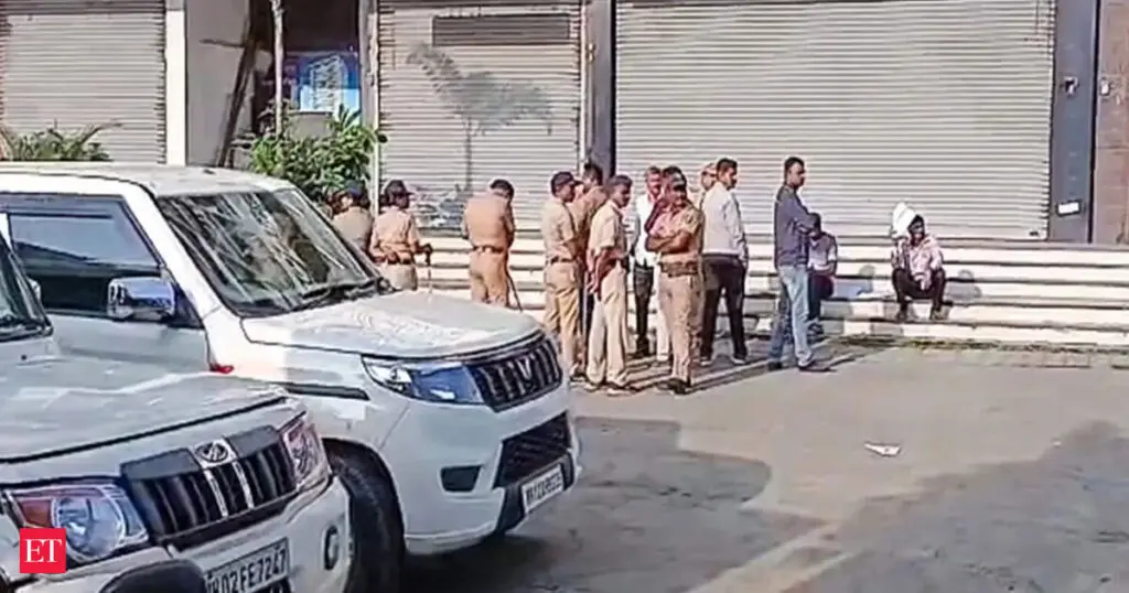 Pune police impose 14-day ban on gatherings amid political row