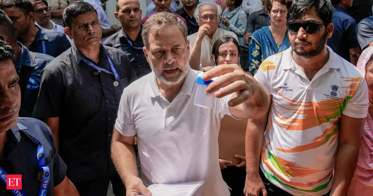 Delhi Police registers FIR over pellet gun injuries after Rahul Gandhi sit-in