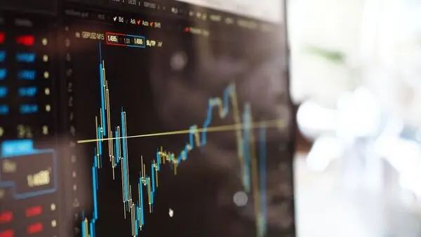 SEBI study shows 89% young F&O traders lost money in FY26