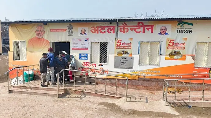 Delhi CM Rekha Gupta inaugurates 25 Atal Canteens, total reaches 100
