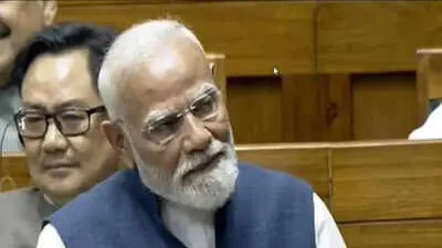 PM Modi appeals for women's reservation; Congress calls it dishonest