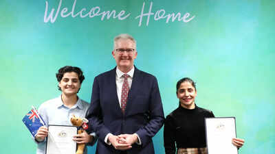Two Iranian Footballers Granted Australian Citizenship After Seeking Asylum