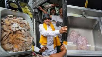 Bengaluru seizes 132 kg rotten food, detains over 100