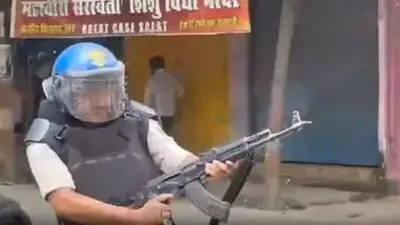 Bihar transfers 17 IPS officers after AK-47 fired at Siwan protest