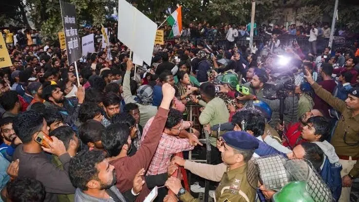 Bihar teacher aspirants issue 24-hour ultimatum over TRE-4 delay