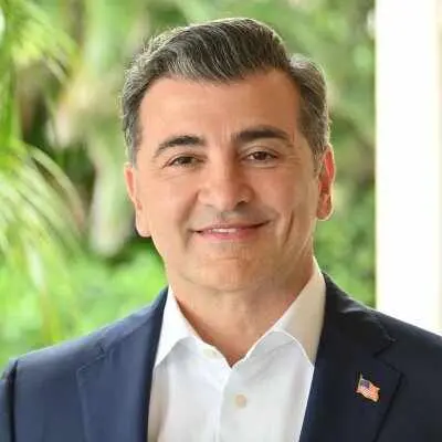 Pia Dandiya wins Florida Democratic primary, faces Republican in November