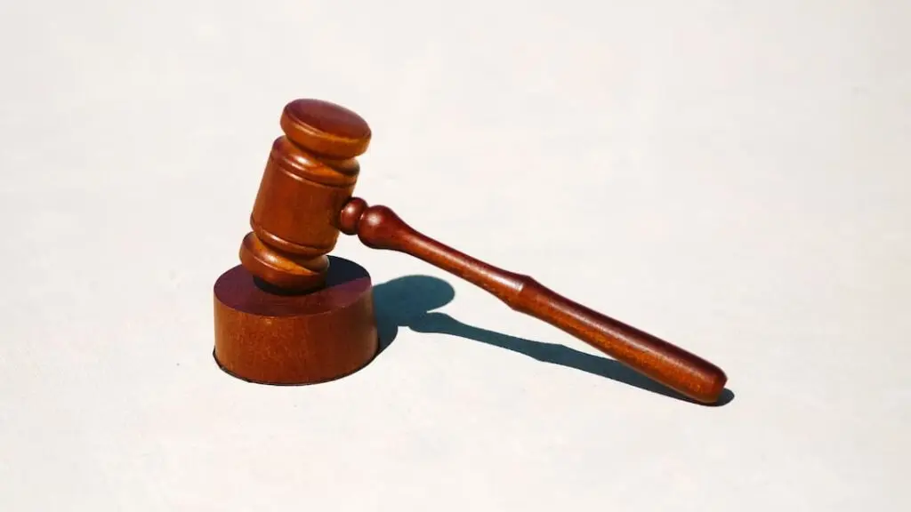 Delhi court refuses stay on Delhi Race Club eviction
