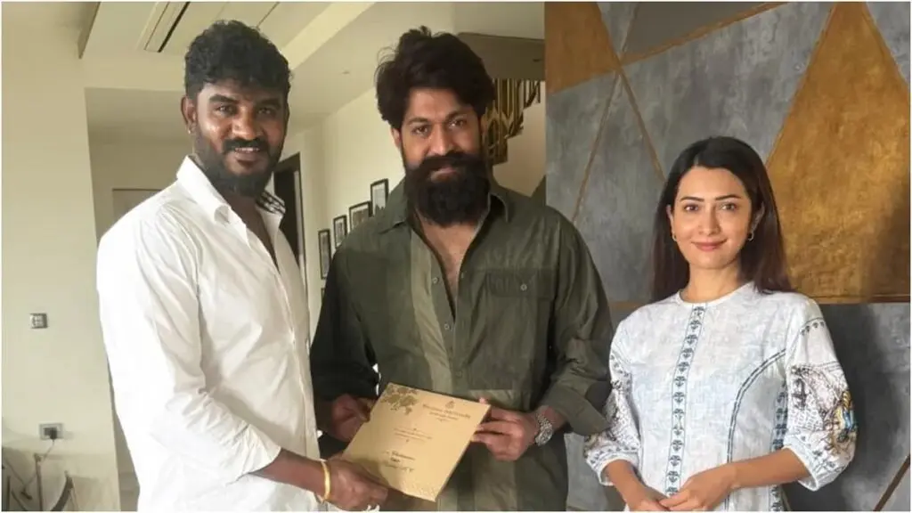 Chikkanna invites Yash, Radhika Pandit for wedding