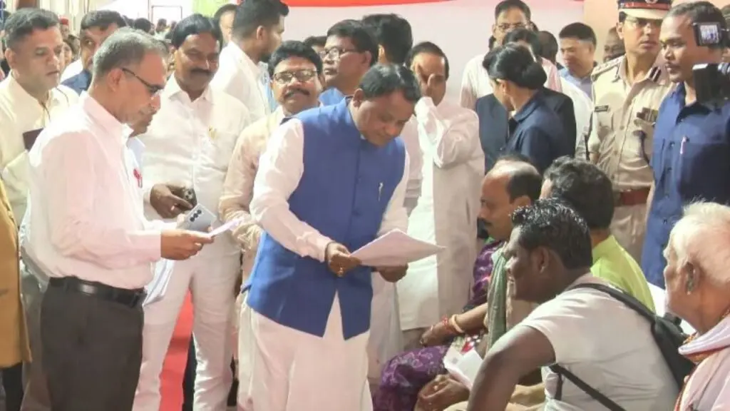 Odisha CM Majhi hears 1,000 grievances at 20th public hearing
