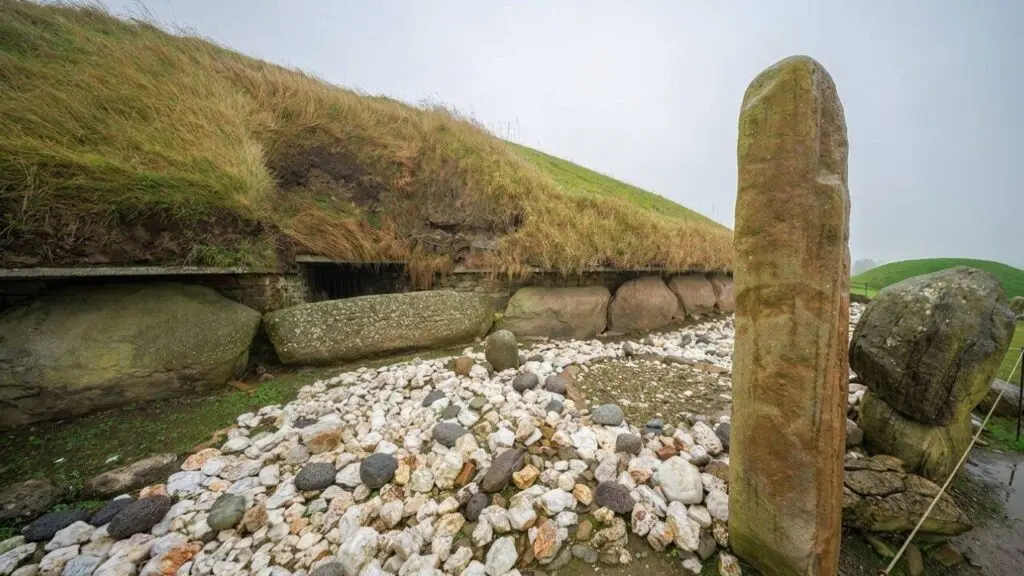 7,000-year-old burial mounds found in France