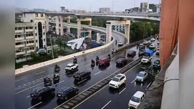 Fadnavis opens SCLR final arm, Chembur Metro, new tunnel boring machine
