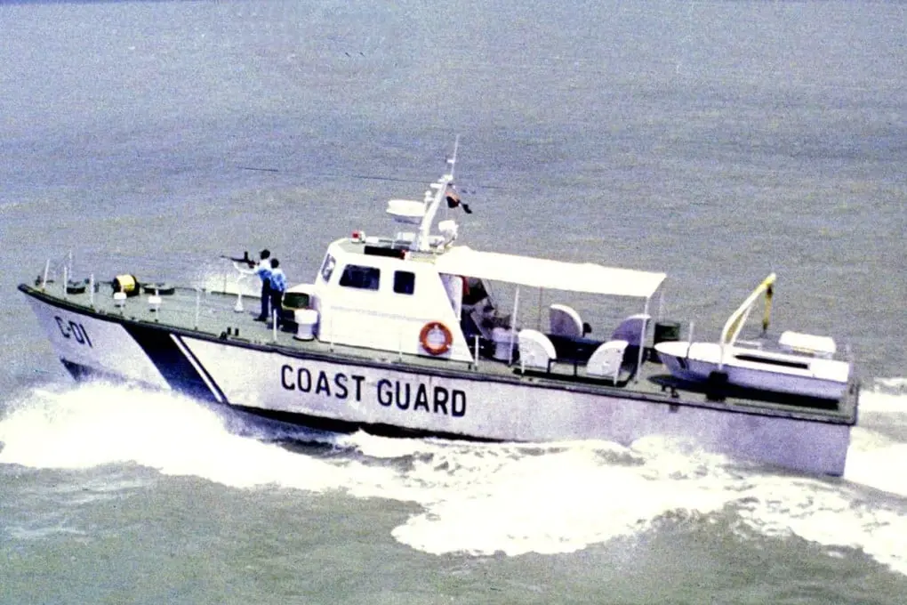 India rescues 2 Chinese sailors after cargo ship sinks off east coast