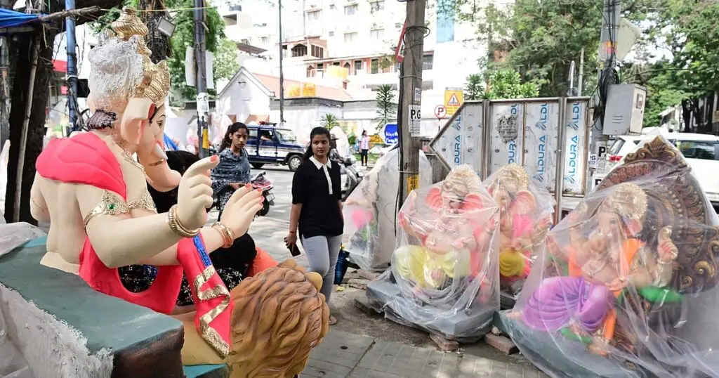 MCC, KSPCB crack down on PoP idol sales ahead of Ganesh Chaturthi