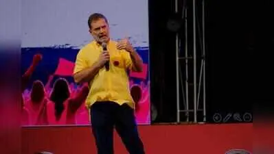 Rahul Gandhi alleges pregnancy tests at tribal hostels, writes to Fadnavis