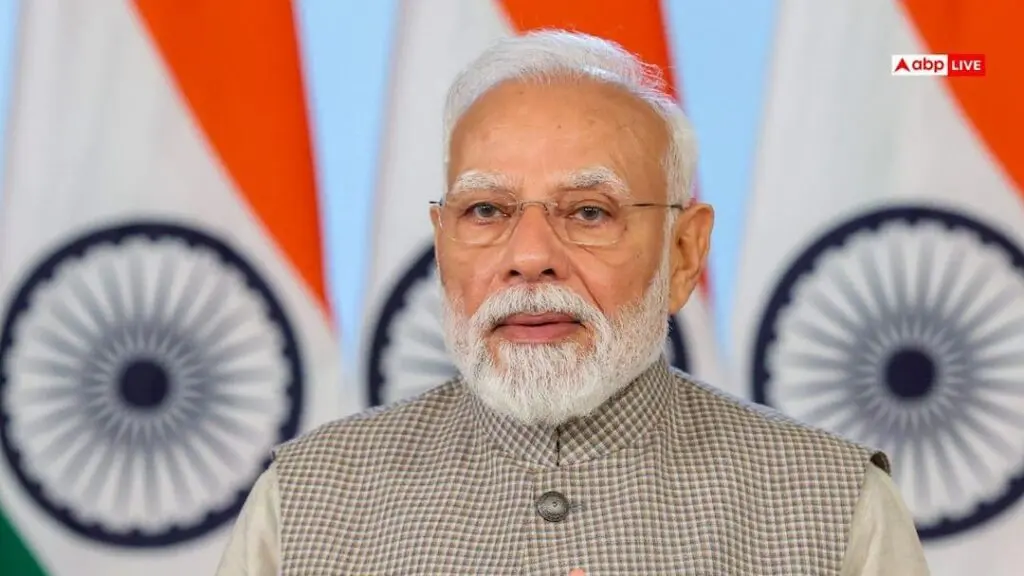 Modi Pays Tribute to Freedom Fighters on 80th Independence Day