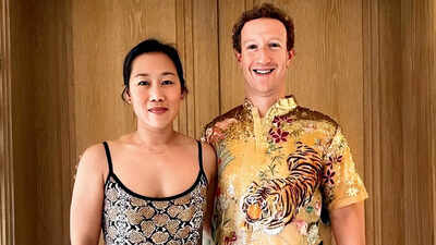 Zuckerberg-backed California school closes after $125 million funding