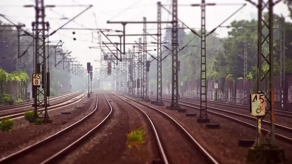 Railways unveils two new PPP models to tap Rs 2.62 lakh crore pipeline