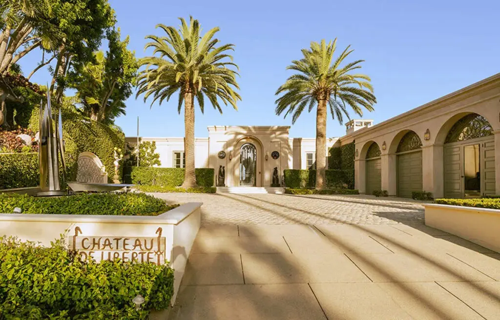 Glorya Kaufman's Beverly Hills estate listed for $25 million