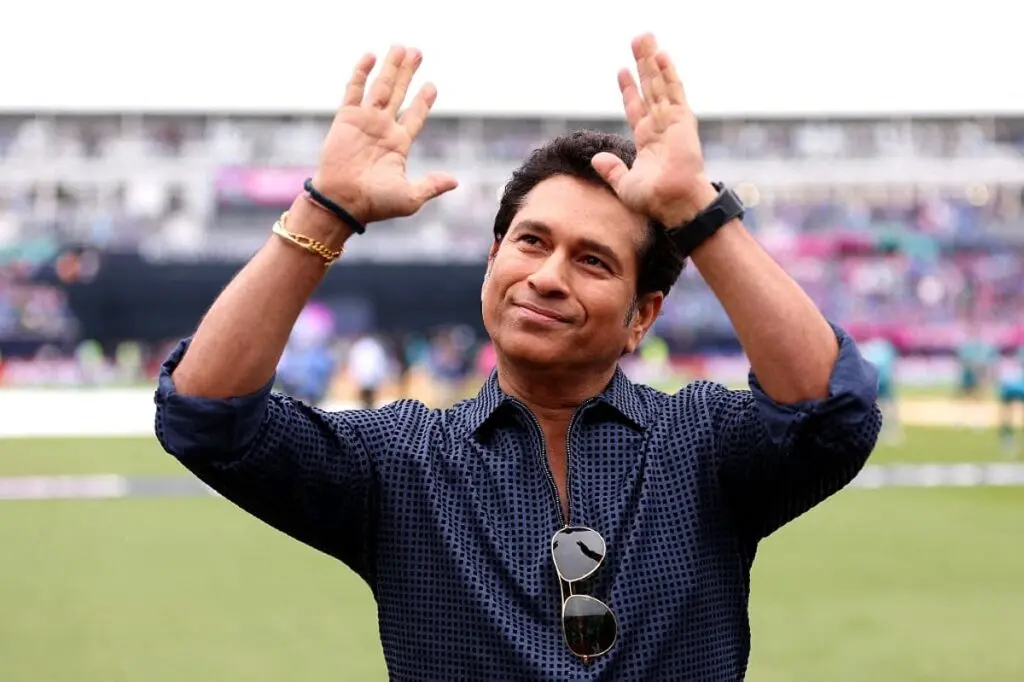 Sachin Tendulkar once fielded as substitute for Pakistan