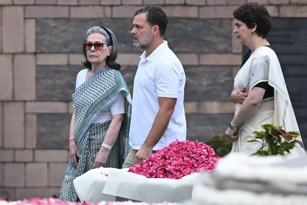 Penguin India denies dropping Sonia Gandhi memoir