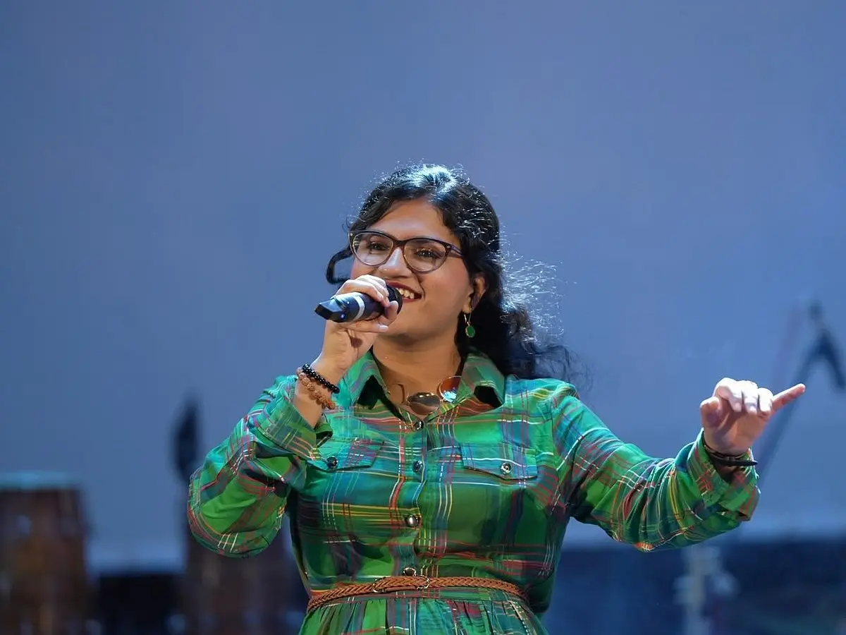 Indian expat releases Vande Mataram in Arabic and 6 languages