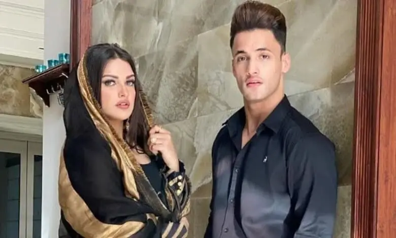 Asim Riaz denies asking Himanshi Khurana to convert religion