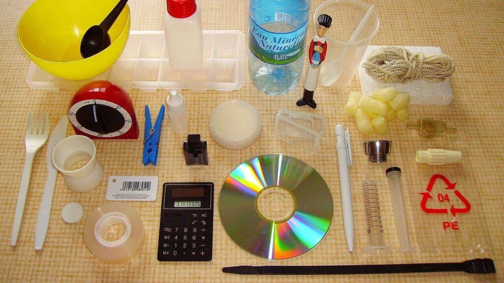 Colorado team makes durable polyester using captured carbon dioxide