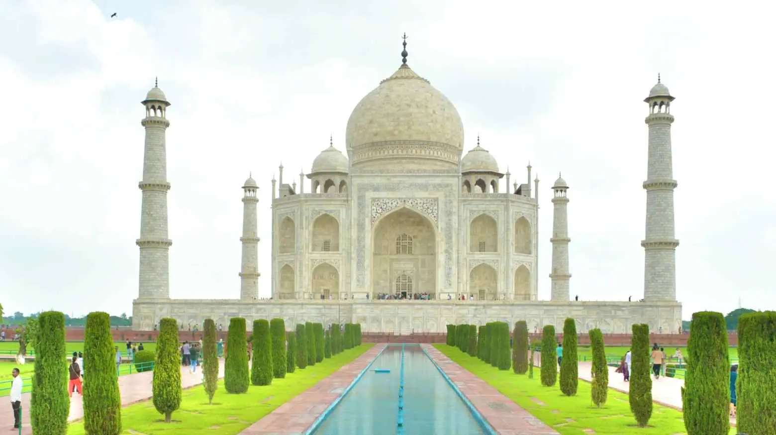 India charges foreigners 10-20x entry fees at top monuments
