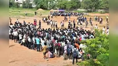 3,000 applicants swarm Hyderabad stadium for 150 government jobs