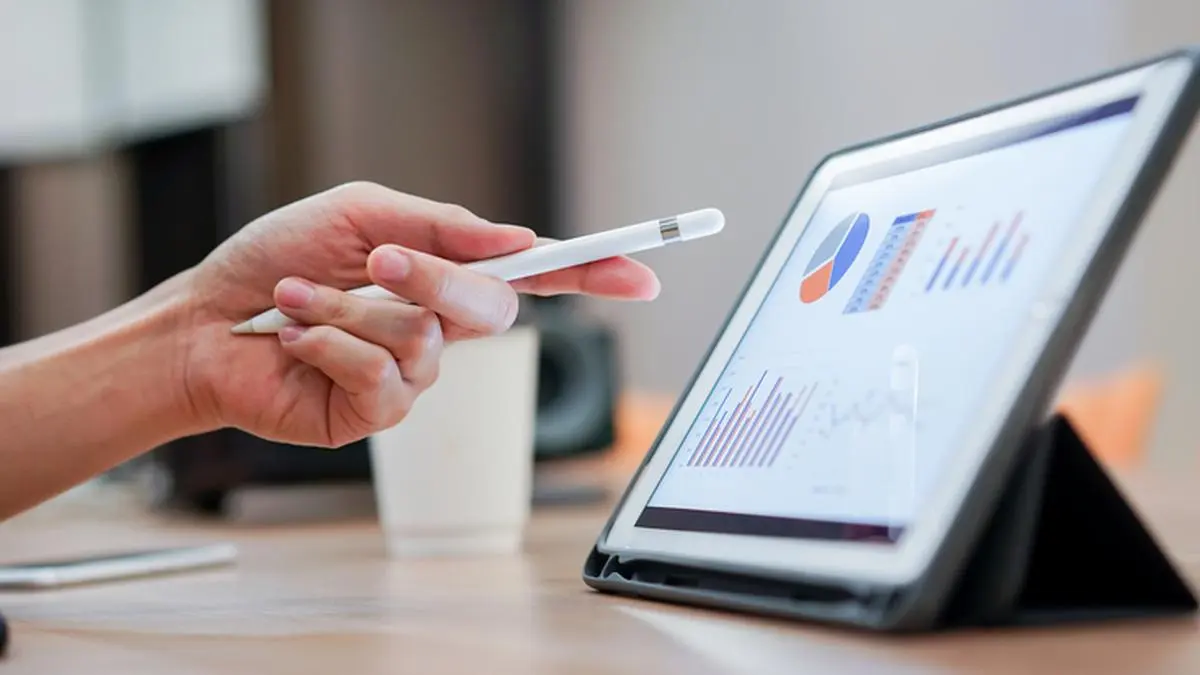 Build a retirement portfolio that works without you