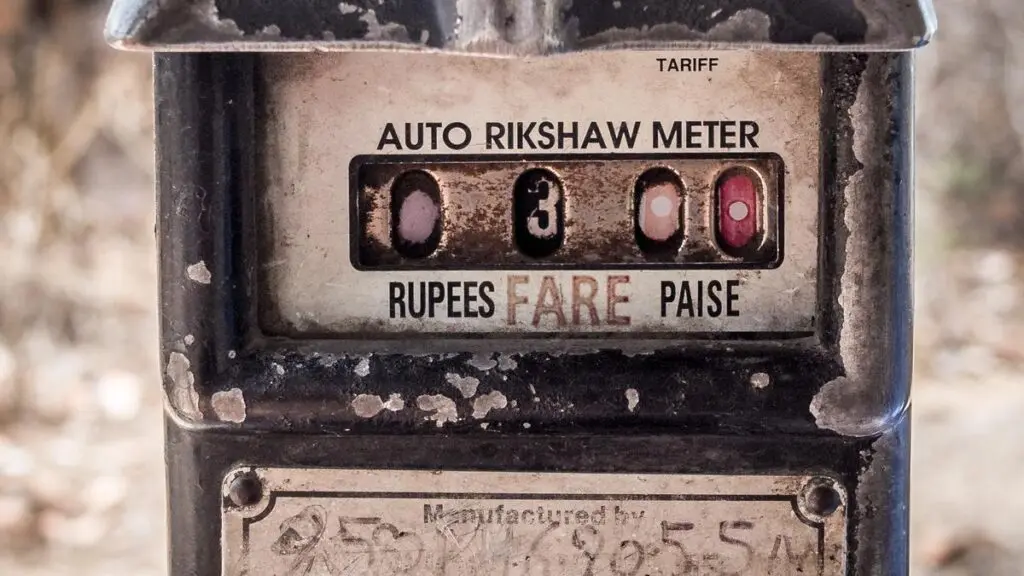 Auto fare meter’s ‘cling’ fades into ride app notification