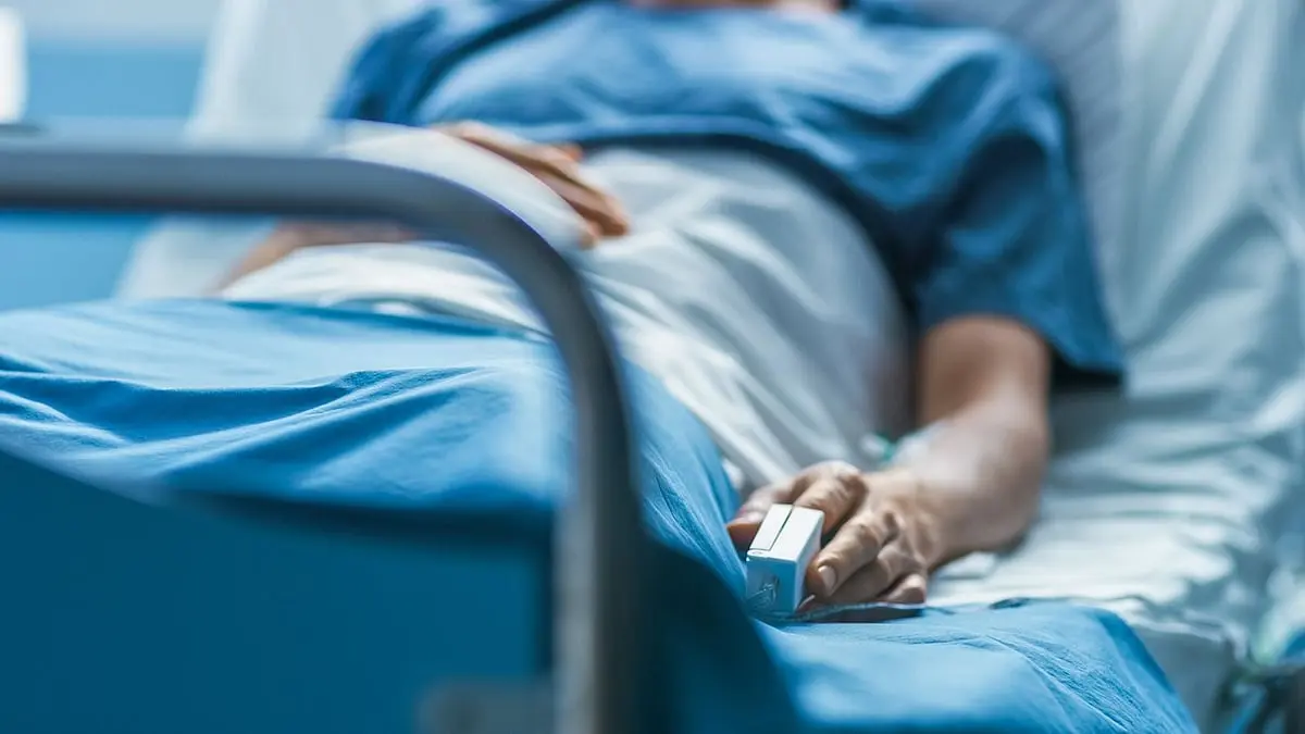 Woman thrown from spinning ride after safety bar fails in Ahilyanagar