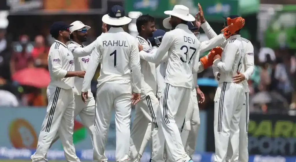 India seize 178-run lead over Sri Lanka in first Test at Galle