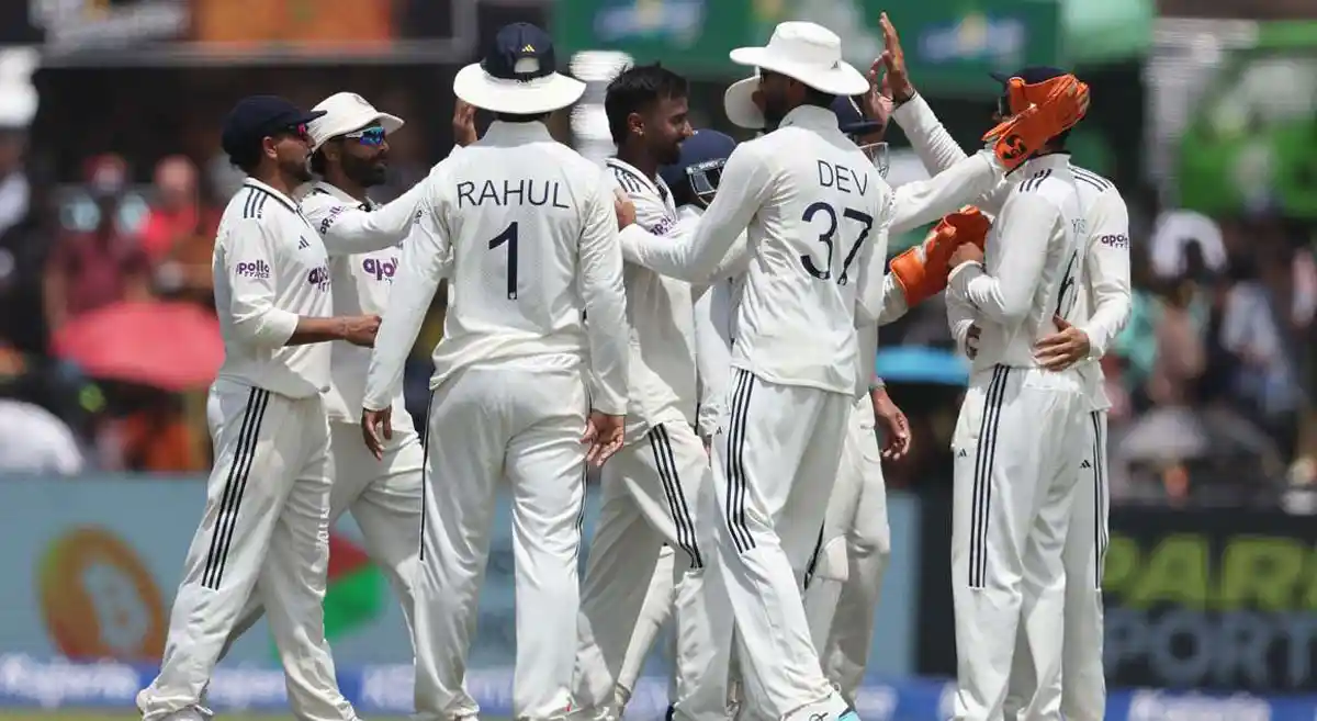 India seize 178-run lead over Sri Lanka in first Test at Galle