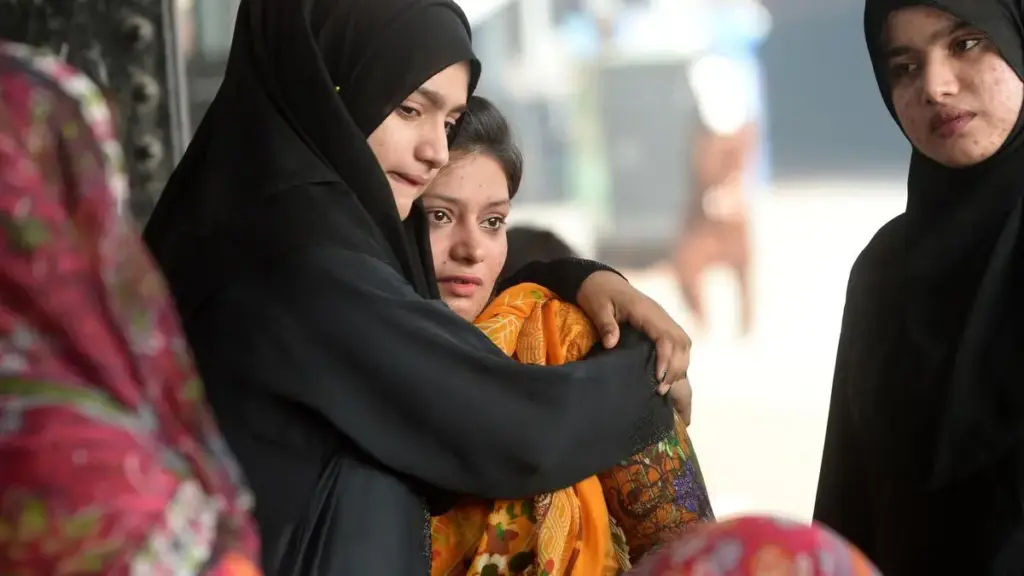 Columnist Sana Krishna's essay calls for India-Pakistan bond