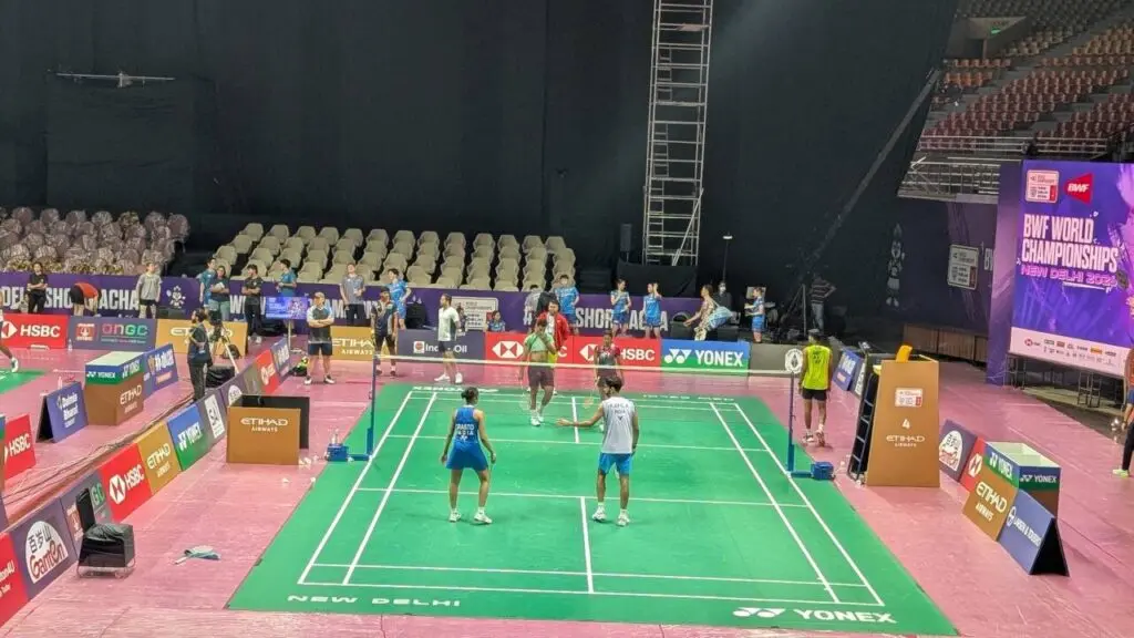 Delhi humidity and court drift may shape badminton World Championships