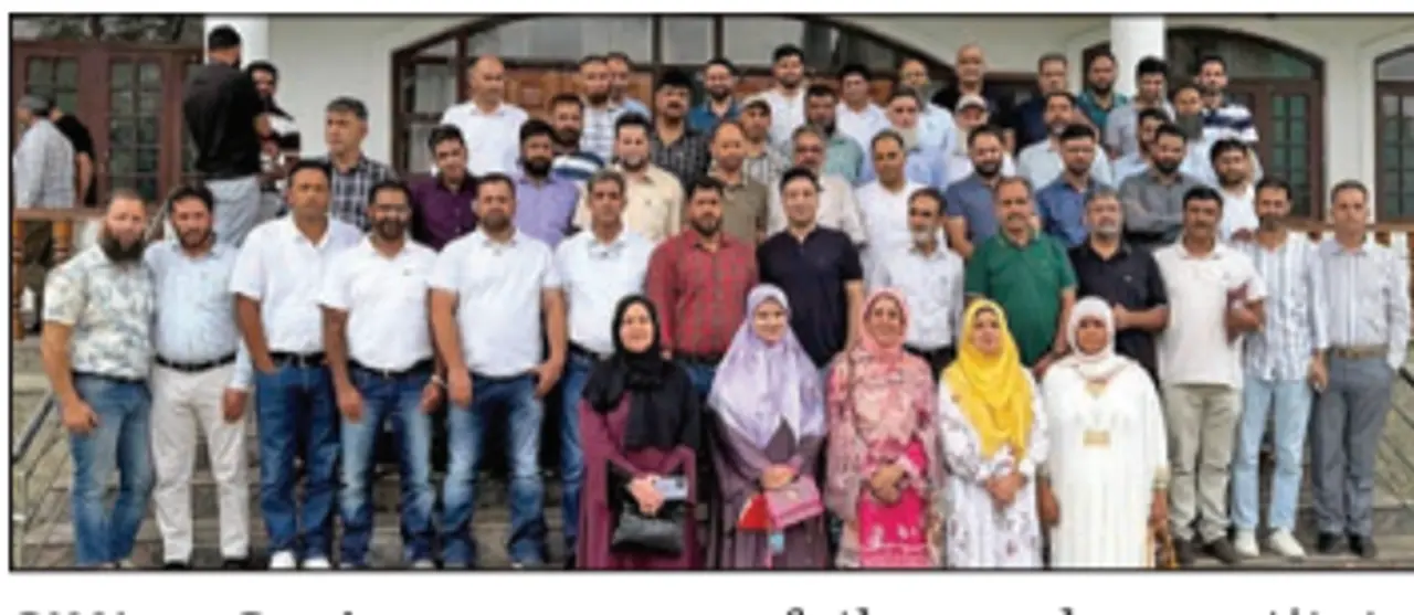 JKEEGA holds South Kashmir convention, discusses promotions and regularisation