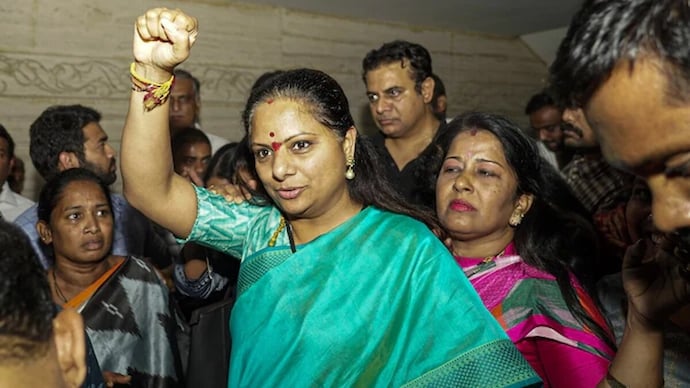 Kavitha threatens Delhi march over 50% BC quota bill