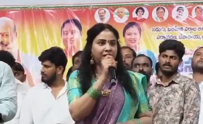 Konda Surekha faces action as daughter eyes Jana Sena