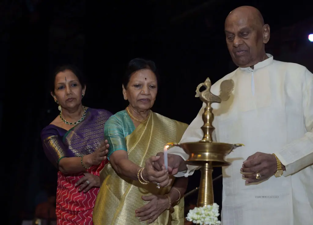 Ilesha Singh's Kuchipudi debut charms Delhi's political elite
